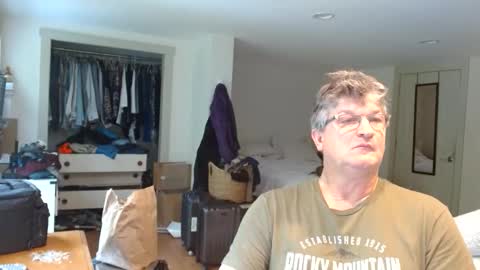 Snapshot of urfavteach50 chatting on 09-17-25, 03:46 Gregor online show from 09-17-25, 03:46