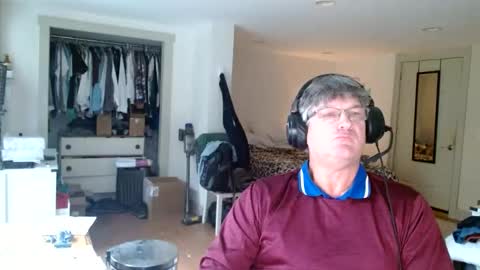 Snapshot of urfavteach50 chatting on 10-14-25, 11:33 Gregor online show from 10-14-25, 11:33