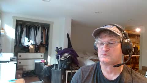 Snapshot of urfavteach50 chatting on 10-19-25, 07:14 Gregor online show from 10-19-25, 07:14