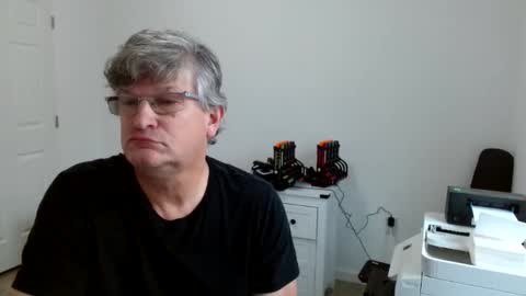 Snapshot of urfavteach50 chatting on 11-21-25, 06:06 Gregor online show from 11-21-25, 06:06