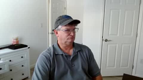 Snapshot of urfavteach50 chatting on 12-05-25, 06:48 Gregor online show from 12-05-25, 06:48