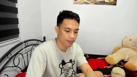 urfucker_vinz online show from 04-08-26, 01:11