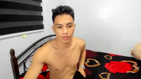 urfucker_vinz online show from 04-23-26, 02:41