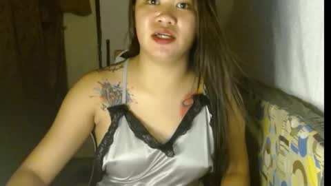 Snapshot of urfynestasian chatting on 12-19-24, 06:23 urfynestasian online show from 12-19-24, 06:23