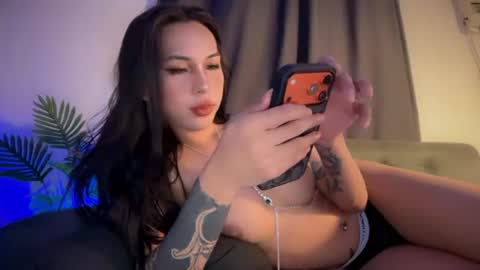 Snapshot of urgirl_nyx chatting on 07-19-26, 12:58 N Y X online show from 07-19-26, 12:58