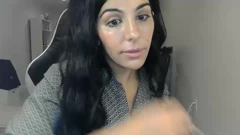 Snapshot of urgoddessmarla chatting on 09-15-25, 01:05 Goddess Marla online show from 09-15-25, 01:05