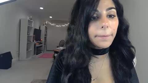 Snapshot of urgoddessmarla chatting on 09-16-25, 01:28 Goddess Marla online show from 09-16-25, 01:28