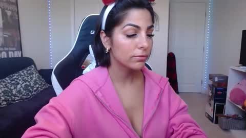 Goddess Marla online show from 12-18-25, 03:29