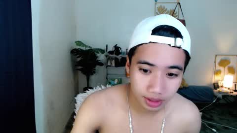 Snapshot of urguy_habibi chatting on 01-06-26, 06:22 Bib online show from 01-06-26, 06:22