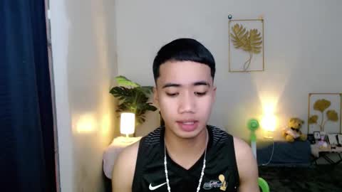 Snapshot of urguy_habibi chatting on 01-13-26, 09:03 Bib online show from 01-13-26, 09:03