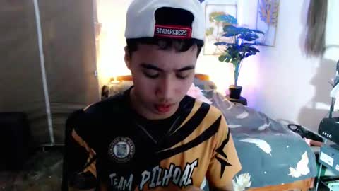 Snapshot of urguy_habibi chatting on 03-07-26, 12:46 Bib online show from 03-07-26, 12:46