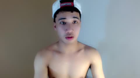 Snapshot of urguy_habibi chatting on 03-16-26, 04:29 Bib online show from 03-16-26, 04:29