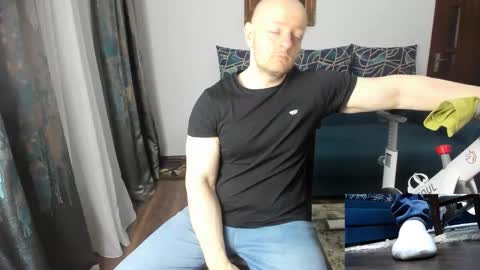 UrGymCrush online show from 02-28-25, 11:01