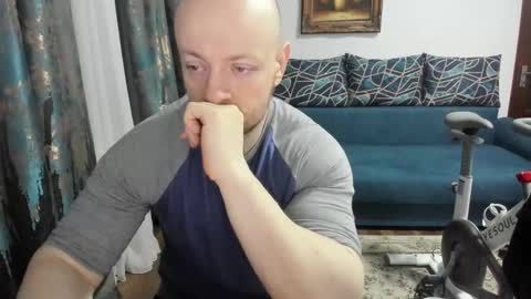 UrGymCrush online show from 03-09-25, 09:03