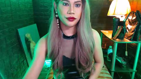 Snapshot of urhardcockqueenxxx chatting on 12-20-24, 07:28 queen norelle online show from 12-20-24, 07:28