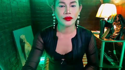 Snapshot of urhardcockqueenxxx chatting on 01-06-25, 08:28 queen norelle online show from 01-06-25, 08:28