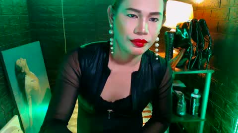 Snapshot of urhardcockqueenxxx chatting on 03-01-25, 11:26 queen norelle online show from 03-01-25, 11:26