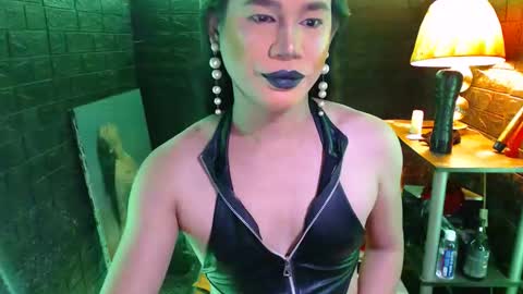 Snapshot of urhardcockqueenxxx chatting on 09-26-25, 07:29 queen norelle online show from 09-26-25, 07:29