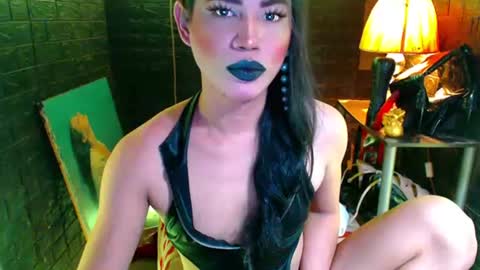 Snapshot of urhardcockqueenxxx chatting on 07-13-26, 04:54 queen norelle online show from 07-13-26, 04:54