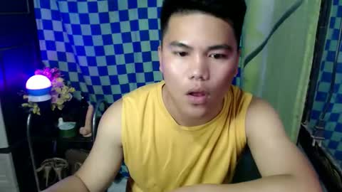 Snapshot of urhardfucker28xxx chatting on 04-22-26, 03:57 Juven online show from 04-22-26, 03:57