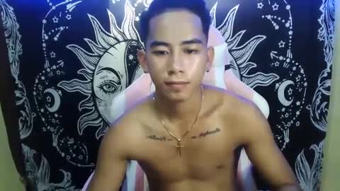 Snapshot of urhot_joshxx chatting on 03-12-25, 06:29 Josh online show from 03-12-25, 06:29