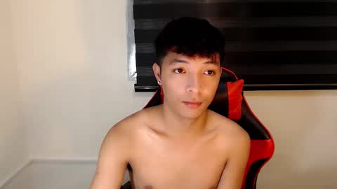 Snapshot of urhotethanxx chatting on 11-02-25, 03:36 Ethan online show from 11-02-25, 03:36