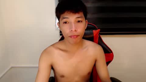 Snapshot of urhotethanxx chatting on 11-13-25, 03:22 Ethan online show from 11-13-25, 03:22