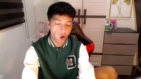 Ethan online show from 04-10-26, 03:06