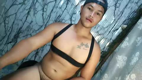 urhotfucker_eric online show from 04-23-26, 01:18