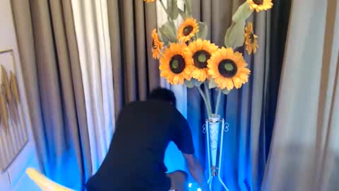 richard online show from 04-04-26, 05:49