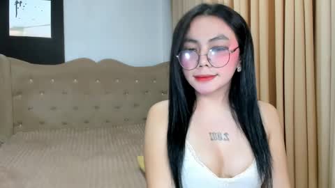 urhotgirl_sexyariela online show from 04-25-26, 10:51