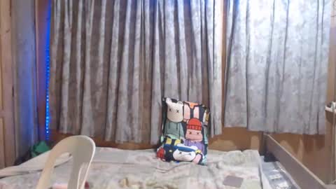 urhottie_bella online show from 02-06-25, 05:30