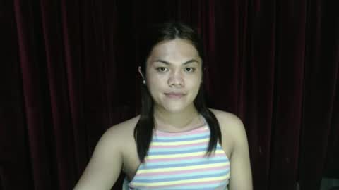 Snapshot of urhottie_bella chatting on 05-11-26, 04:04 urhottie_bella online show from 05-11-26, 04:04