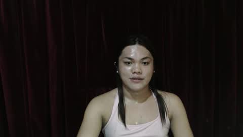 Snapshot of urhottie_bella chatting on 05-19-26, 01:56 urhottie_bella online show from 05-19-26, 01:56