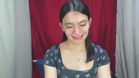 Snapshot of urhottiest_katey chatting on 01-10-25, 08:15 Katey online show from 01-10-25, 08:15