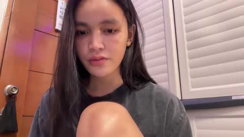 Amira online show from 02-06-26, 06:18