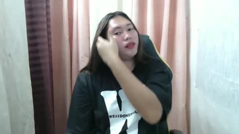 Snapshot of urlovely_sofie chatting on 03-03-26, 05:46 Sofie online show from 03-03-26, 05:46