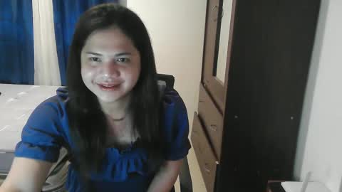 georgea online show from 12-24-24, 02:01