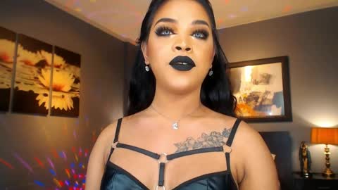 UrMajestyTyra online show from 04-10-26, 02:06