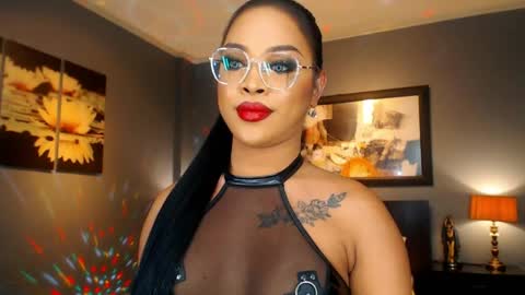 UrMajestyTyra online show from 05-13-26, 12:41