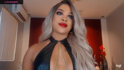 UrMajestyTyra online show from 06-01-26, 01:51