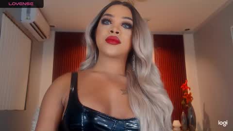 UrMajestyTyra online show from 06-08-26, 04:07