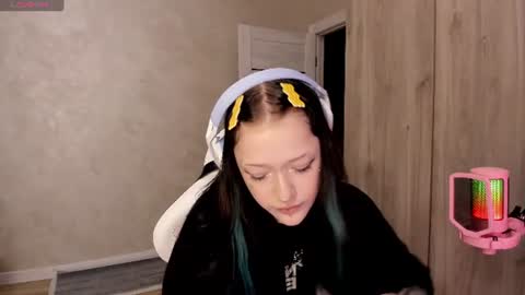 Melody online show from 08-05-26, 06:22