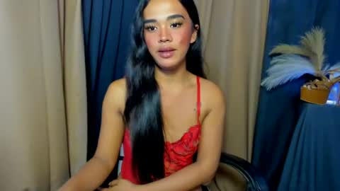 Snapshot of urmorenagoddess_xx chatting on 06-30-26, 03:07 natalie online show from 06-30-26, 03:07
