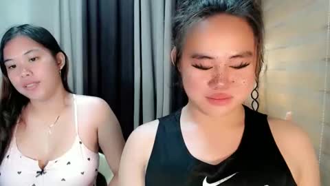 Snapshot of urnaughty_ceciliaxxx chatting on 10-16-25, 08:32 cecilia online show from 10-16-25, 08:32