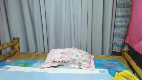 urpinay_singlemother online show from 03-18-26, 02:37