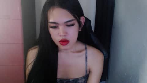 Snapshot of urpinayjenfuckerxxx chatting on 01-20-25, 07:57 Jenny online show from 01-20-25, 07:57