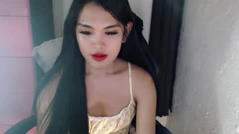 Snapshot of urpinayjenfuckerxxx chatting on 01-26-25, 03:17 Jenny online show from 01-26-25, 03:17