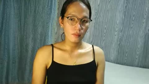 Snapshot of urpinaylovelyjuliaxxx chatting on 12-04-25, 11:08 queen julia not into CHEAPGUY online show from 12-04-25, 11:08