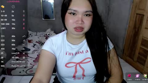 Snapshot of urpinayslutxxx chatting on 05-03-26, 09:43 Jane online show from 05-03-26, 09:43